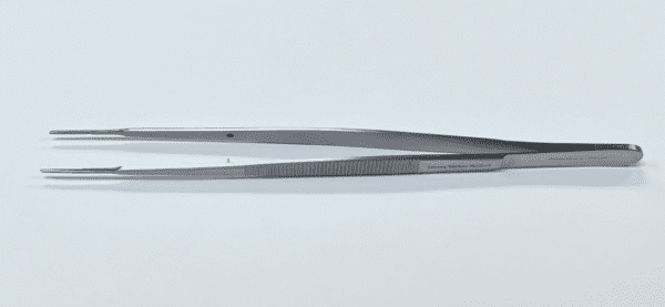 A pair of GERALD TISSUE FORCEPs on a white background.