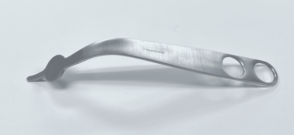 369-108 Collateral Retractor