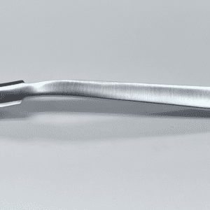 A stainless steel FEMORAL GLUTEUS MEDIUS MINIMUS RETRACTOR, LOMBARDI TYPE with a handle on a white background.