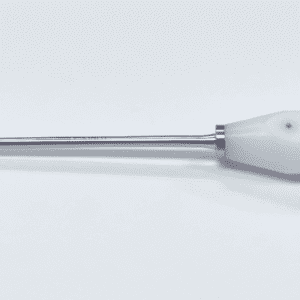 A MORELAND TYPE CEMENT SPLITTING OSTEOTOME, 8mm on a white surface.