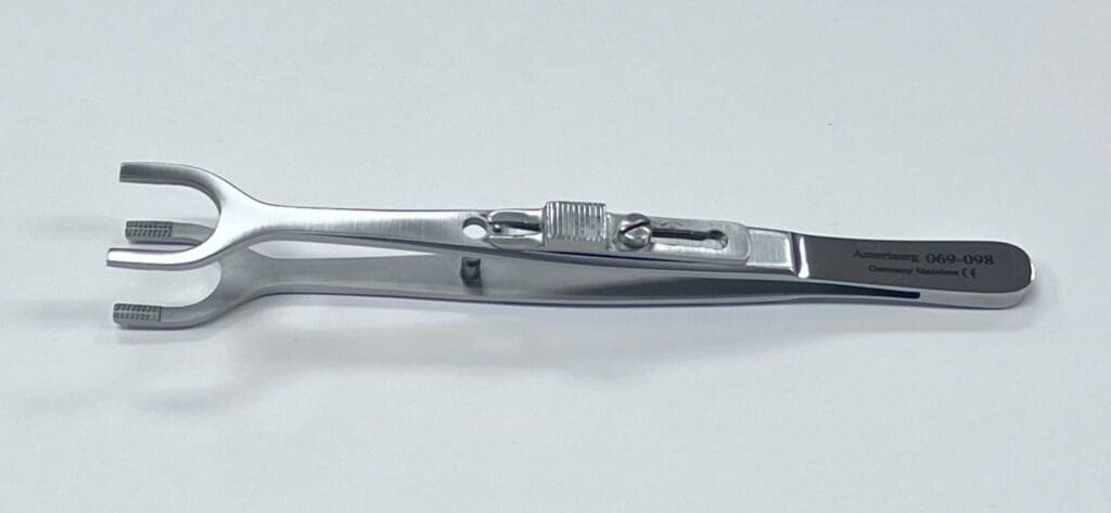 069-098 Muscle Biopsy Clamp