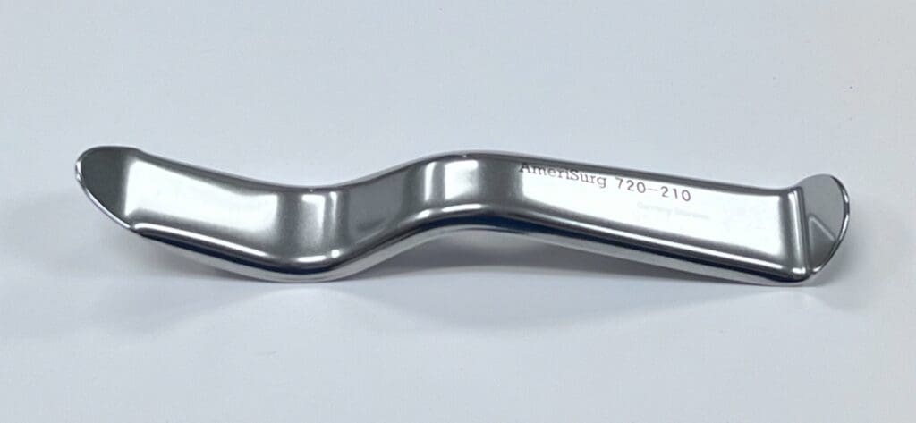 720-210 Univ of Minnesota Cheek Retractor