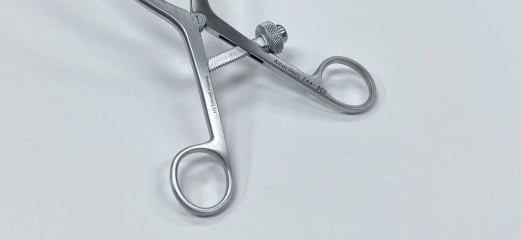 ZELPI RETRACTOR, 3