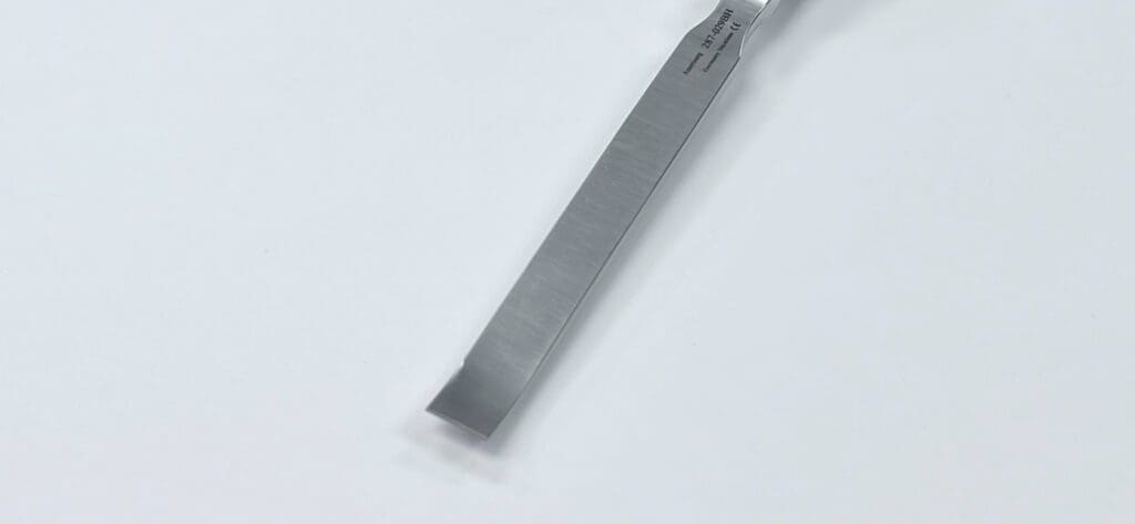 COBB OSTEOTOME, 1/2