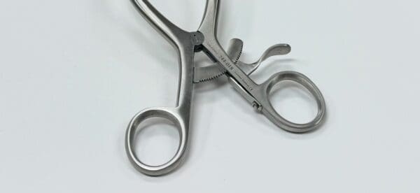 GELPI RETRACTOR, 7 1/2" - Image 3