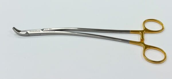 TC STRATTE NEEDLE HOLDER