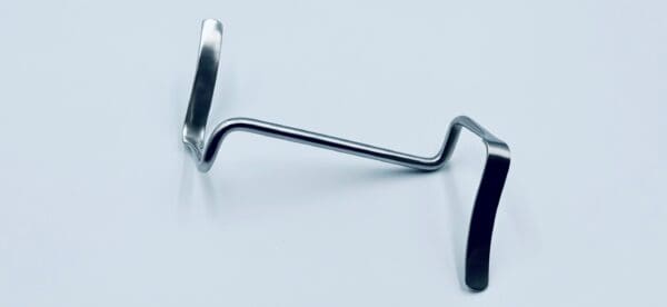 MCL RETRACTOR