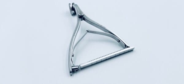 CALIBRATED FEMORAL TIBIAL SPREADER - Image 3