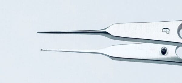 JAFFE-CASTROVIEJO SUTURE FORCEPS - Image 4