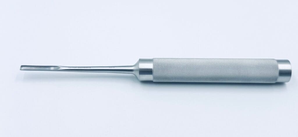 288-011 Cobb Spinal Gouge, Straight