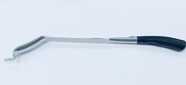MATTA TYPE GREATER TROCH RETRACTOR