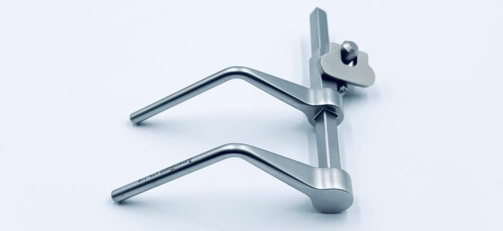 575-116 Caspar Multilevel Distractor